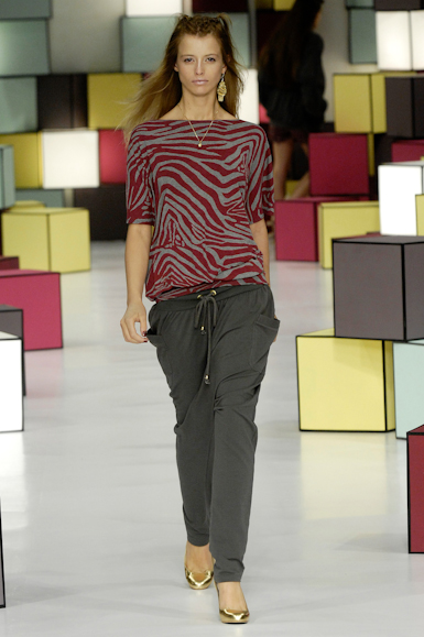 desfiles-julianajabour-rioinverno2008rtw-116