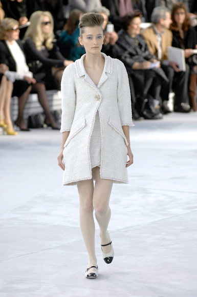 desfiles-chanel-parisverao2008hc-105