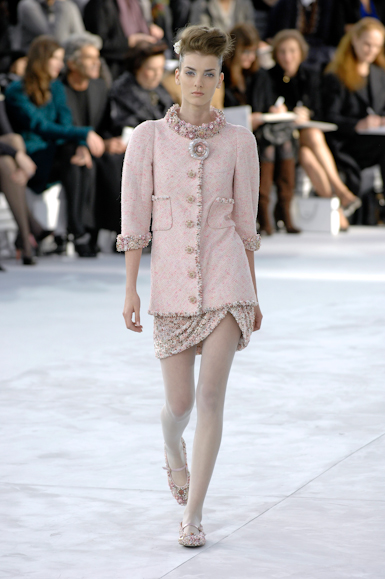 desfiles-chanel-parisverao2008hc-108