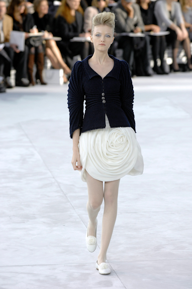desfiles-chanel-parisverao2008hc-112