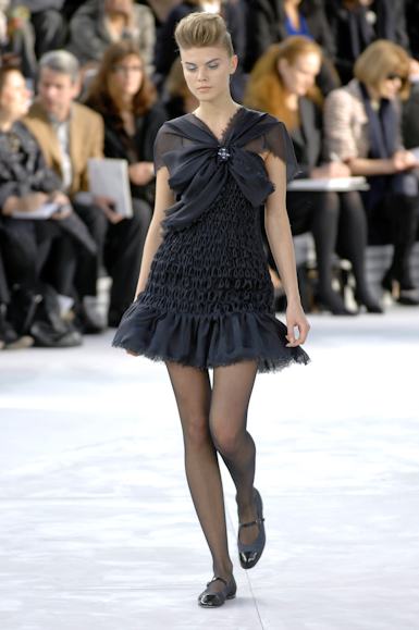 desfiles-chanel-parisverao2008hc-127