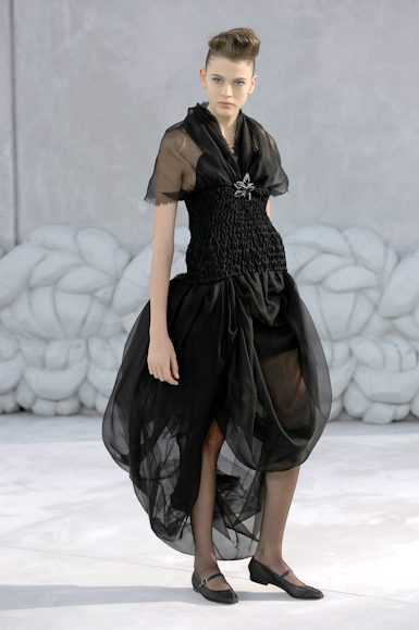 desfiles-chanel-parisverao2008hc-132