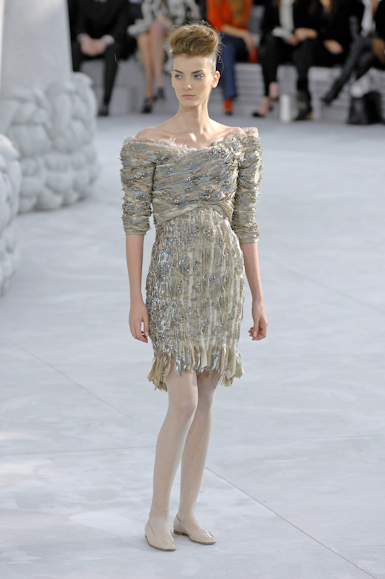 desfiles-chanel-parisverao2008hc-137