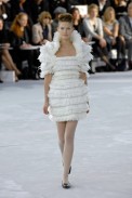 desfiles-chanel-parisverao2008hc-147