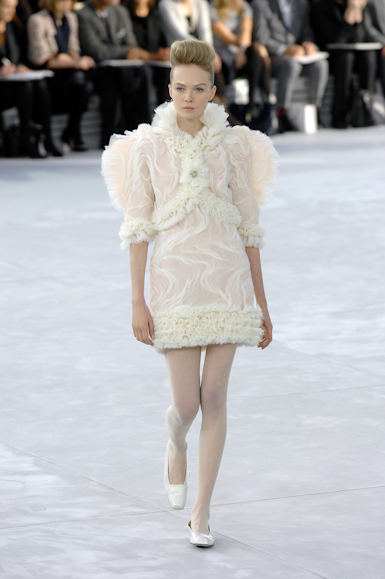 desfiles-chanel-parisverao2008hc-148