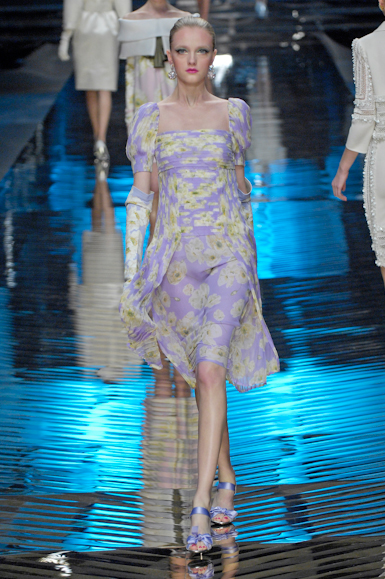 desfiles-valentino-parisverao2008hc-113