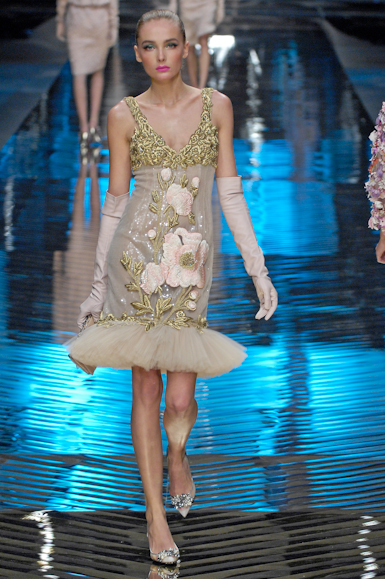 desfiles-valentino-parisverao2008hc-118