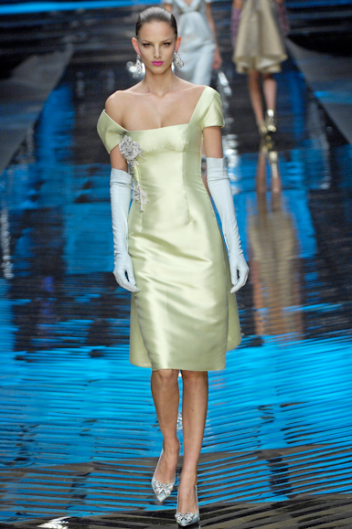 desfiles-valentino-parisverao2008hc-127