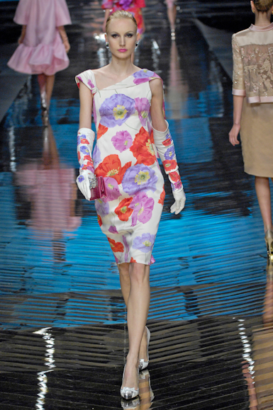desfiles-valentino-parisverao2008hc-134
