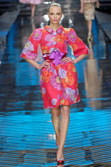 desfiles-valentino-parisverao2008hc-135