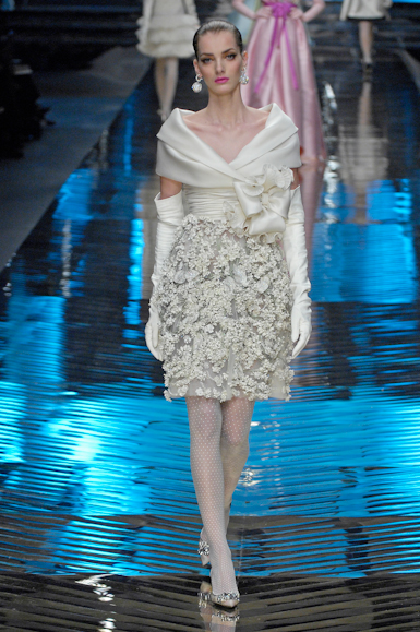 desfiles-valentino-parisverao2008hc-147