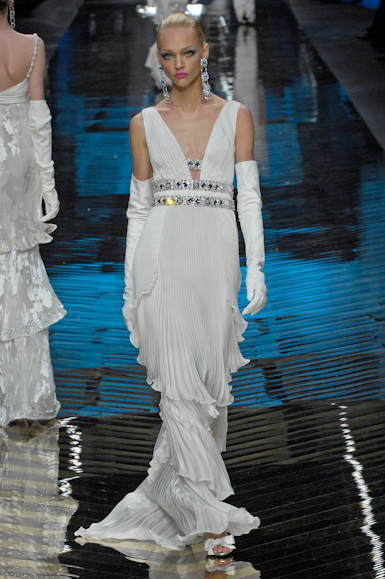 desfiles-valentino-parisverao2008hc-167