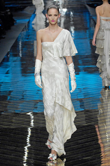 desfiles-valentino-parisverao2008hc-170