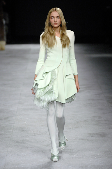 desfiles-givenchy-parisverao2008hc-120