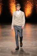desfiles-amcqueen-milaoinverno2008men-101