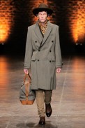 desfiles-amcqueen-milaoinverno2008men-124