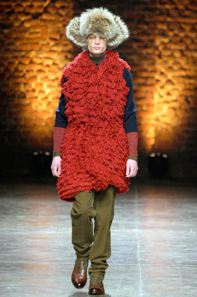 desfiles-amcqueen-milaoinverno2008men-138