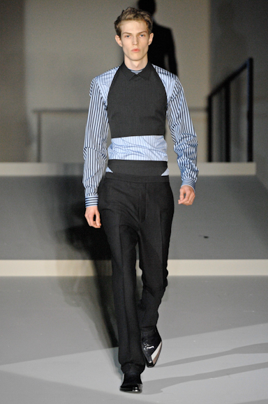 desfiles-prada-milaoinverno2008men-106