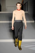 desfiles-prada-milaoinverno2008men-116