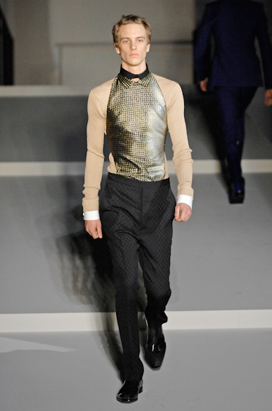 desfiles-prada-milaoinverno2008men-121