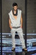 desfiles-colcci-rioinverno2008rtw-139