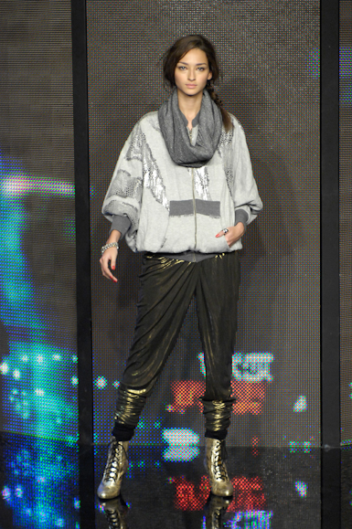 desfiles-colcci-rioinverno2008rtw-141