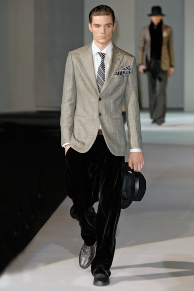desfiles-armani-milaoinverno2008men-102