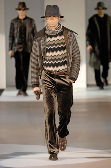 desfiles-armani-milaoinverno2008men-106