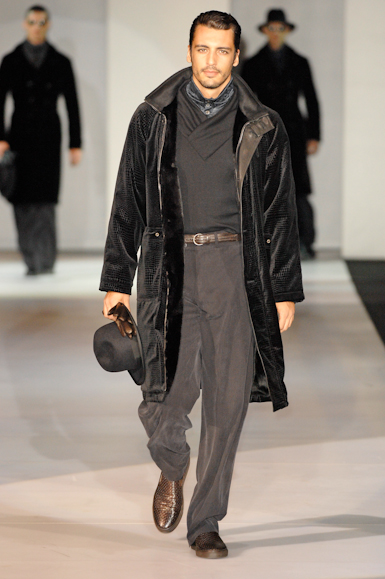 desfiles-armani-milaoinverno2008men-109