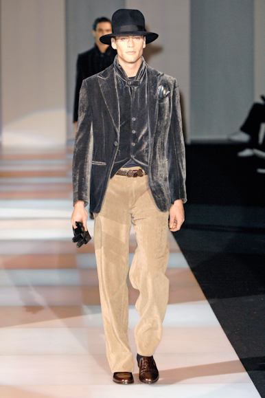 desfiles-armani-milaoinverno2008men-117