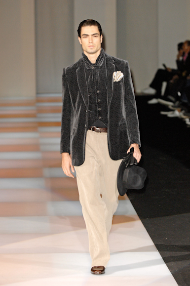 desfiles-armani-milaoinverno2008men-119