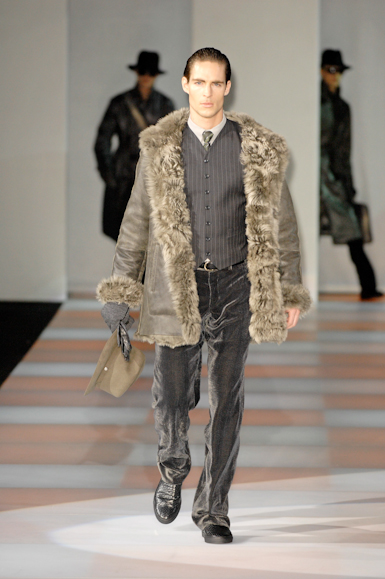 desfiles-armani-milaoinverno2008men-121