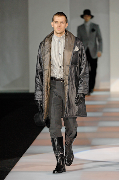 desfiles-armani-milaoinverno2008men-124