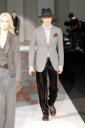 desfiles-armani-milaoinverno2008men-128