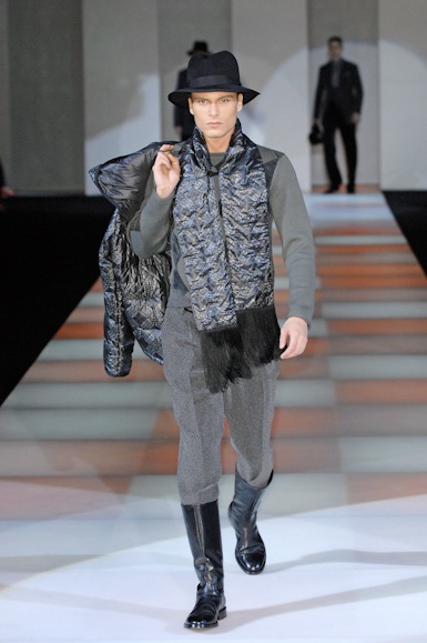desfiles-armani-milaoinverno2008men-138