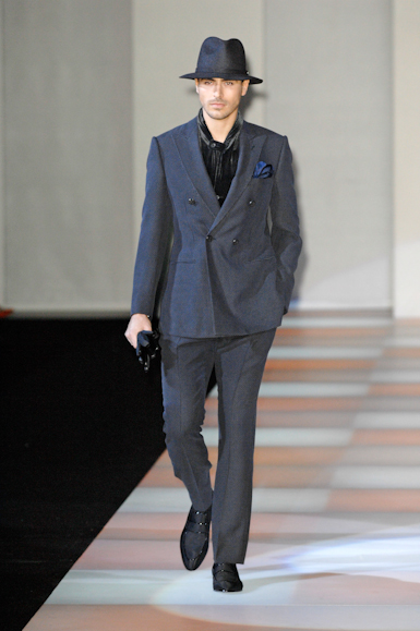 desfiles-armani-milaoinverno2008men-144