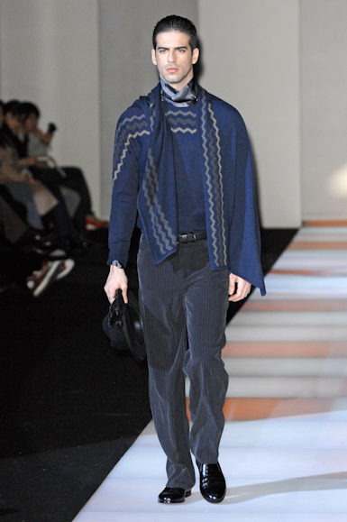 desfiles-armani-milaoinverno2008men-156