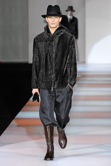 desfiles-armani-milaoinverno2008men-167