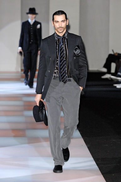 desfiles-armani-milaoinverno2008men-181