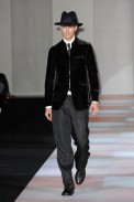desfiles-armani-milaoinverno2008men-184