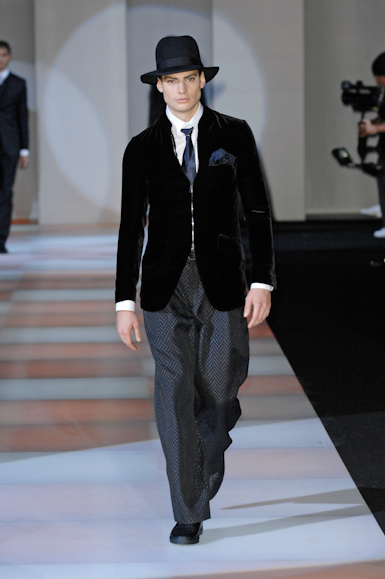 desfiles-armani-milaoinverno2008men-185