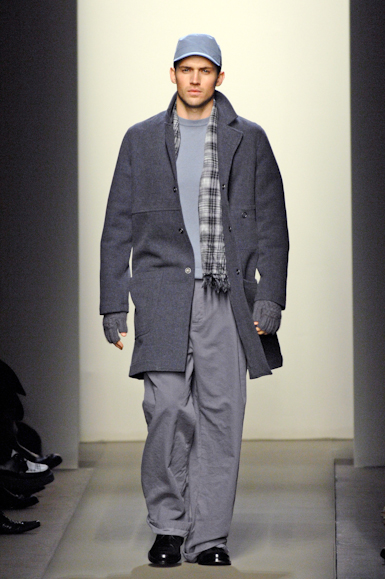 desfiles-bottegaveneta-milaoinverno2008men-103