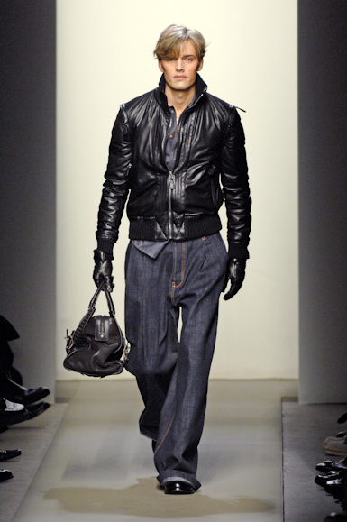 desfiles-bottegaveneta-milaoinverno2008men-116