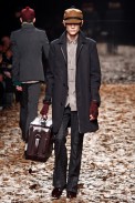 desfiles-burberry-milaoinverno2008men-104