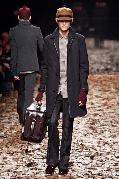 desfiles-burberry-milaoinverno2008men-104