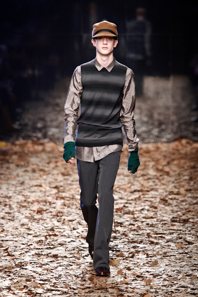 desfiles-burberry-milaoinverno2008men-105
