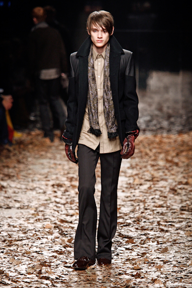 desfiles-burberry-milaoinverno2008men-120