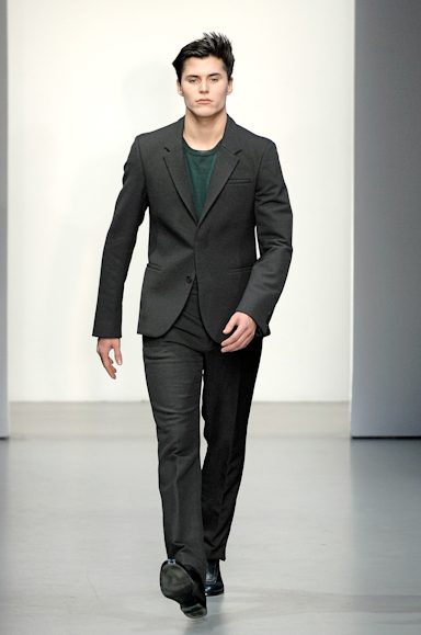 desfiles-calvinklein-milaoinverno2008men-101