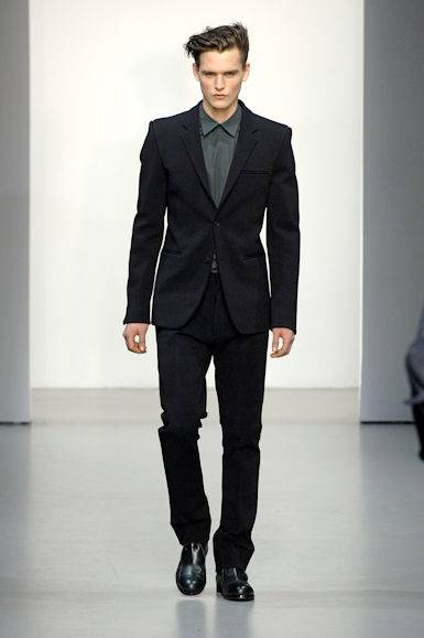 desfiles-calvinklein-milaoinverno2008men-104