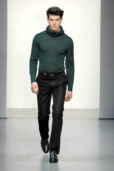 desfiles-calvinklein-milaoinverno2008men-105